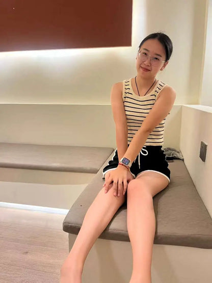 Zoe: Paraplegic Girl - rolling on the sofa AmputeeClub