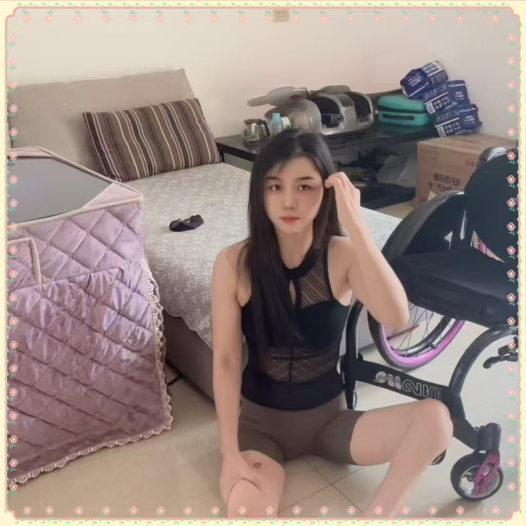 New model New video: Belle:Paraplegic Girl