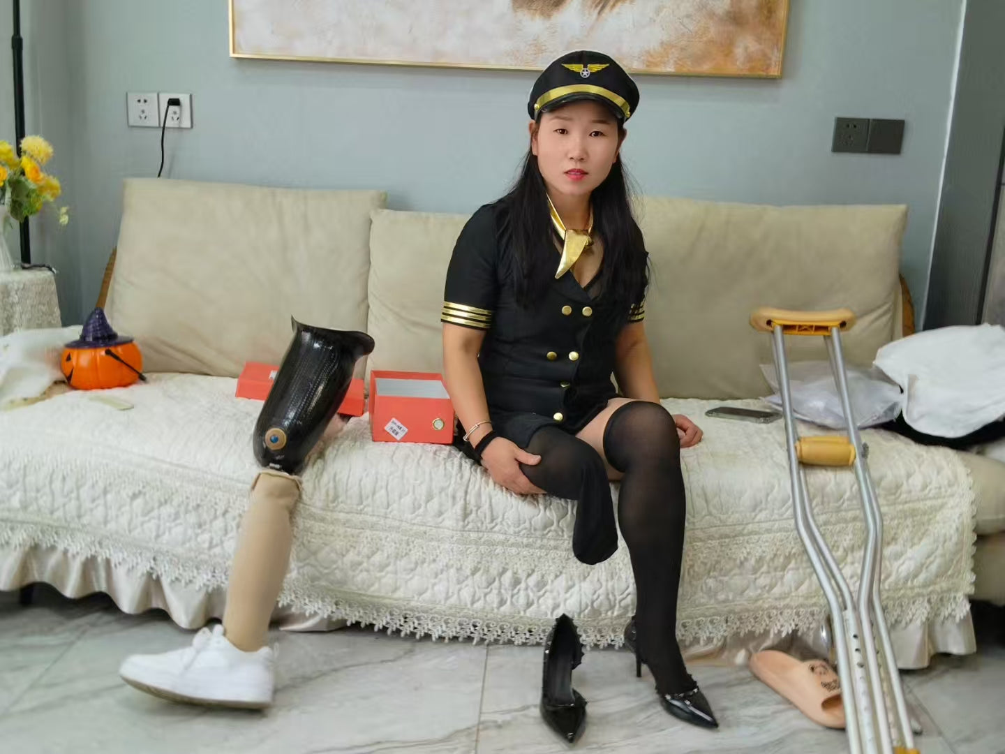 New model, new Video Gigi Sak Amputee girl Halloween special featured video