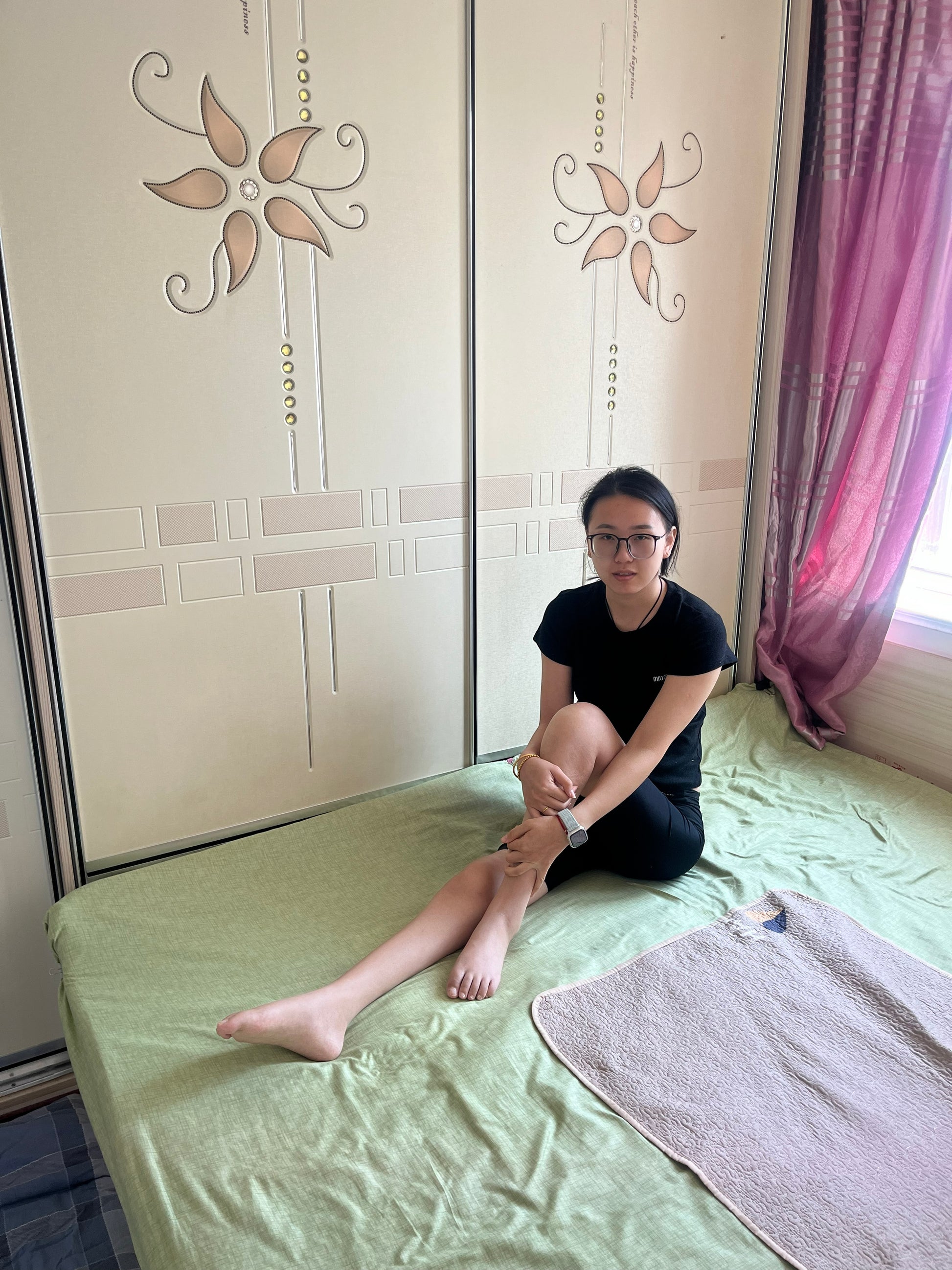 Zoe: The Paraplegic Girl - Wearing black stockings for a leg massage