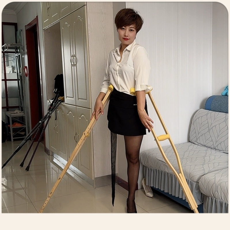 Emma: Shd Amputee Girl - Daily Work as a Real Estate Agent