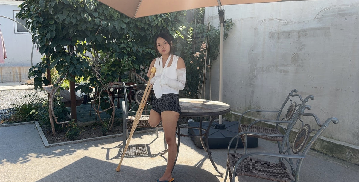 Abby Ooe, the Amputee Girl – Bandaged Amputated Limb