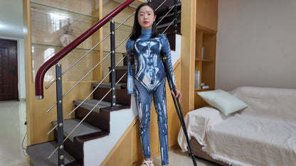 Mila: Ooe Amputee Girl, Spider-Man costume, one-handed makeup