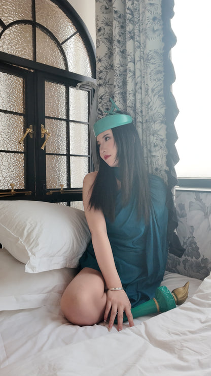 Beibei a Ooe Amputee Girl - cosplay Statue of Liberty