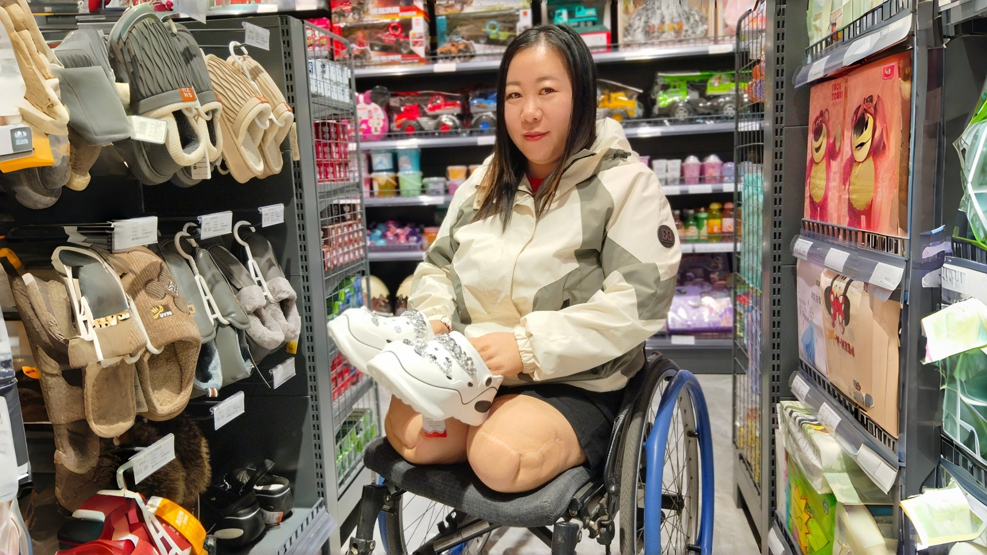 Beryl: Dak Amputee Lady - Shopping at the supermarket in a wheelchair