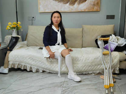 Gigi: Sak Amputee Girl - Relieving Phantom Limb Pain