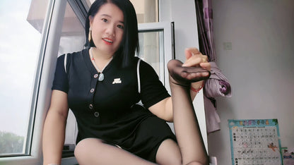 Carrie:Polio Lady's experience with multiple pairs of stockings