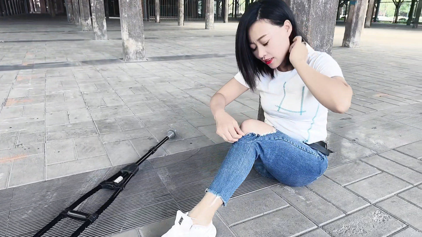 Emma: Shd Amputee Girl, graceful steps, walking alone in the city