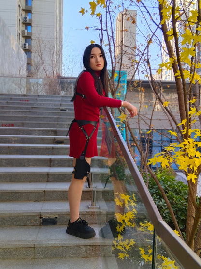 Beibei: OOE Amputee Girl Cosplay Tomb Raider lara