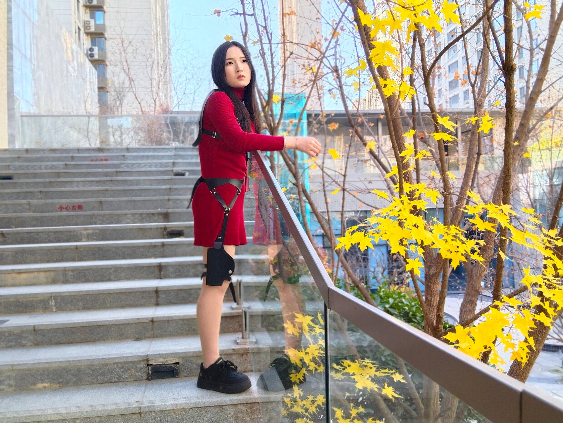 Beibei: OOE Amputee Girl Cosplay Tomb Raider lara