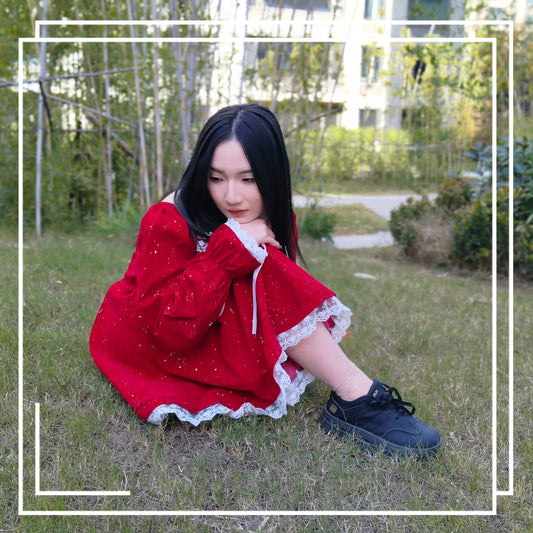 Beibei: OOE Amputee Girl New Year Special - Red Lovers