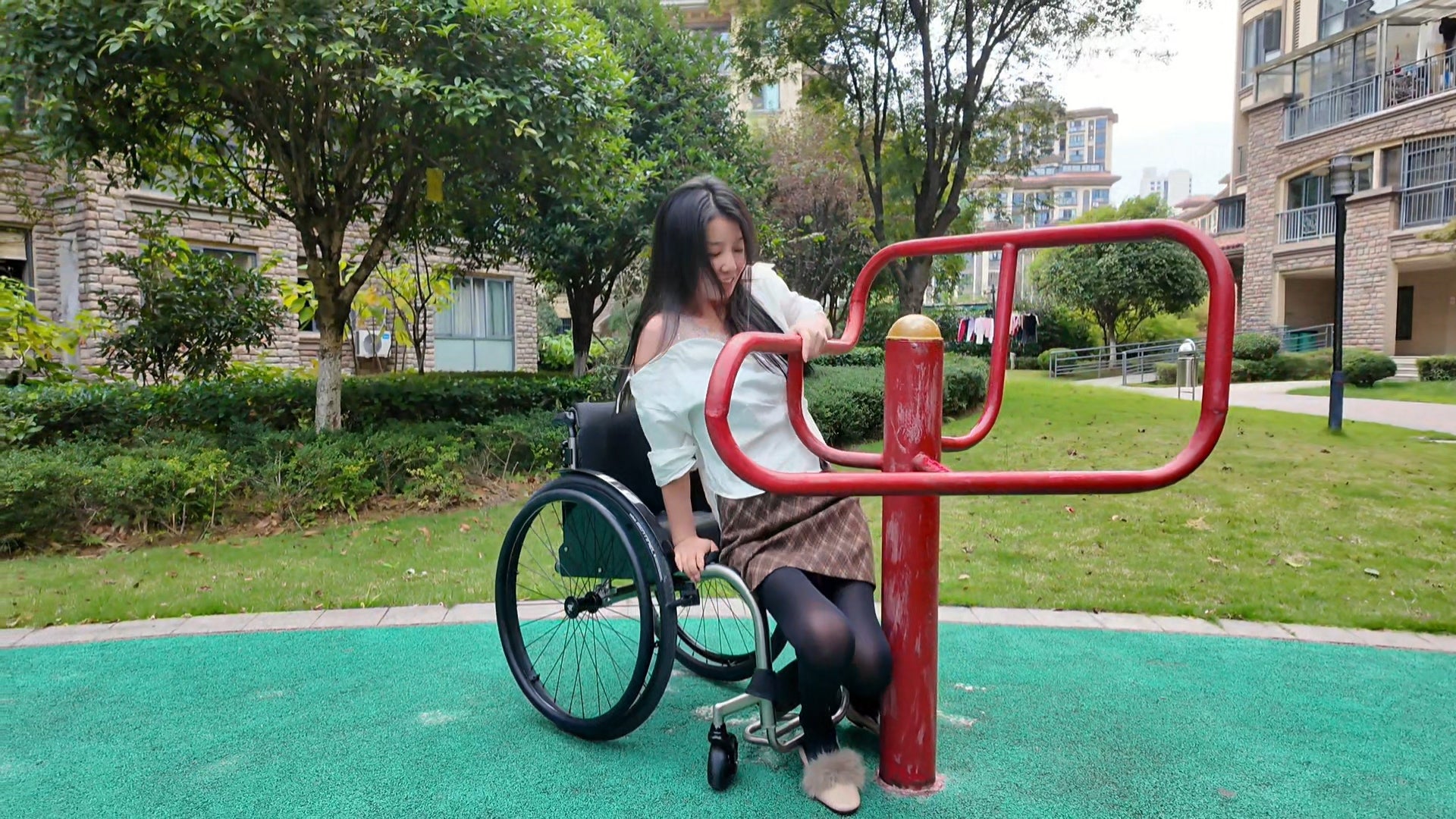 Belle: Paraplegic Girl - Experiencing Fitness Equipment in an Electric Wheelchair