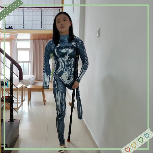 Mila: Ooe Amputee Girl, Spider-Man costume, one-handed makeup