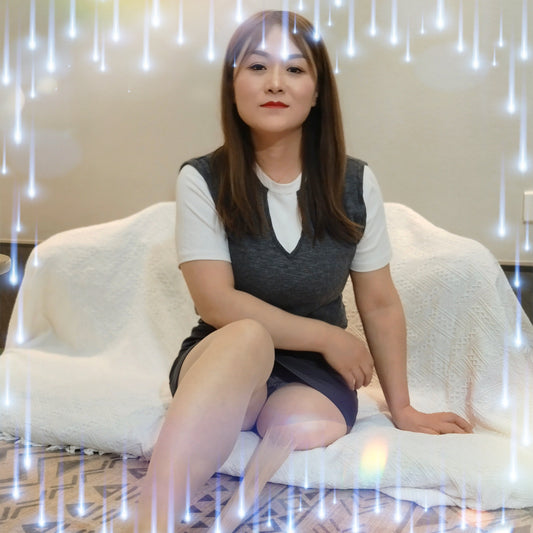 Grace, A Sak Girl - An amputee girl in business attire and high heels