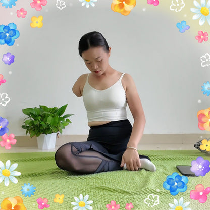 Mila The Ooe Amputee Girl - Indoor Yoga Practice