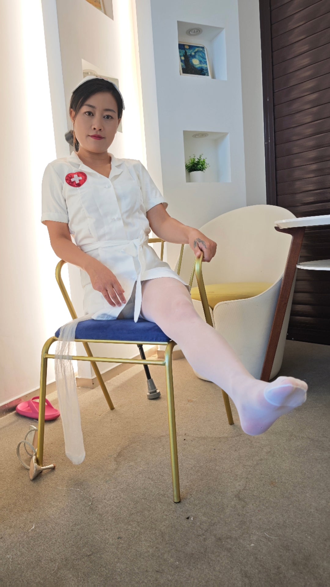 Emma: Shd Amputee Girl in nurse uniform and white stockings cosplay
