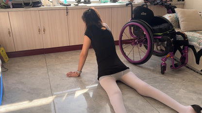 Zoe: The paraplegic girl licking her toes while wearing stockings