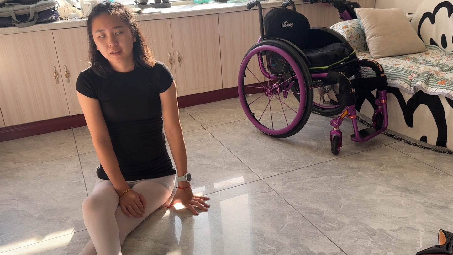 Zoe: The paraplegic girl licking her toes while wearing stockings