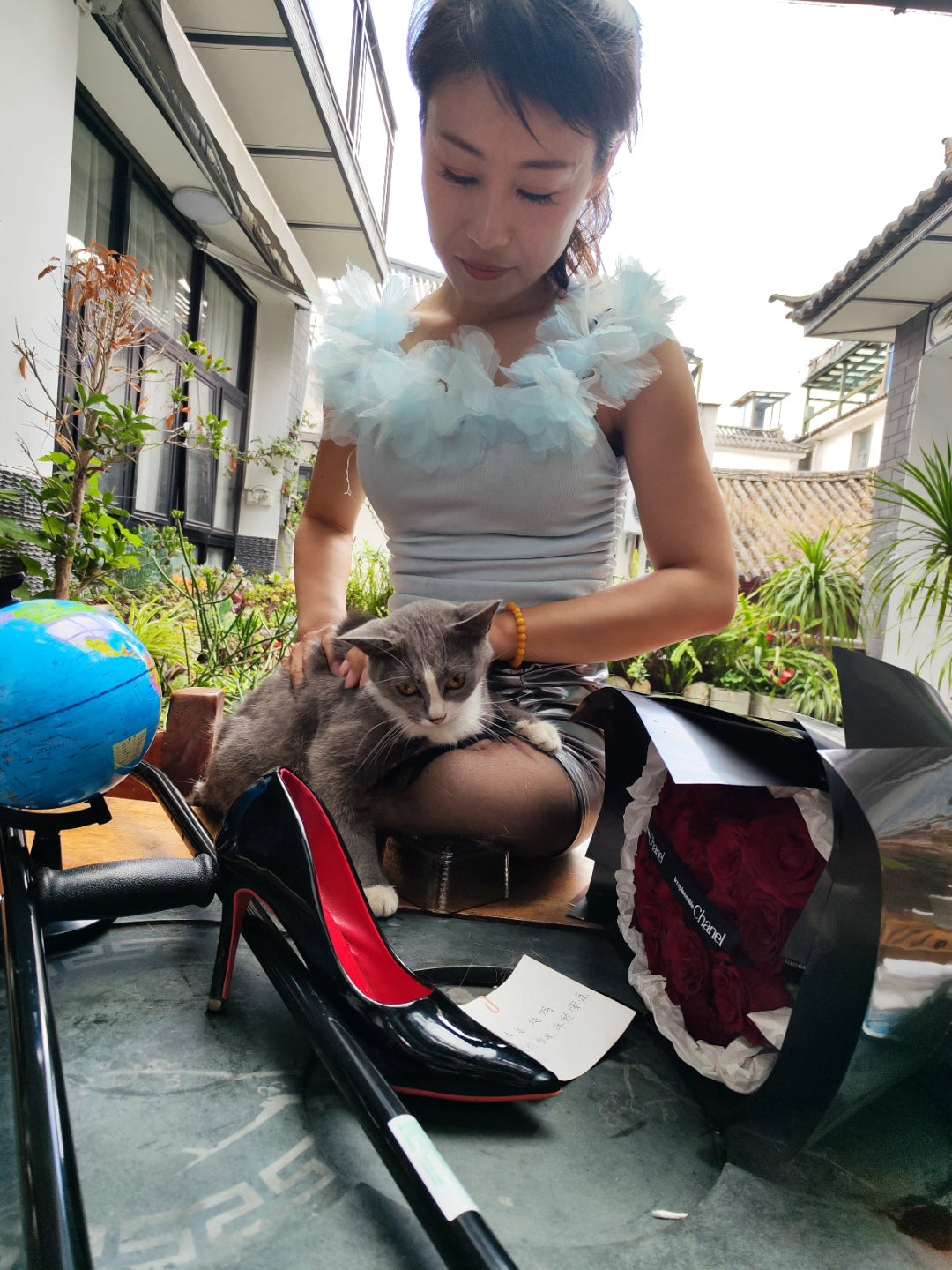 Ayla: Sak Amputee Girl - Black Stockings Show with Dismembered Limbs