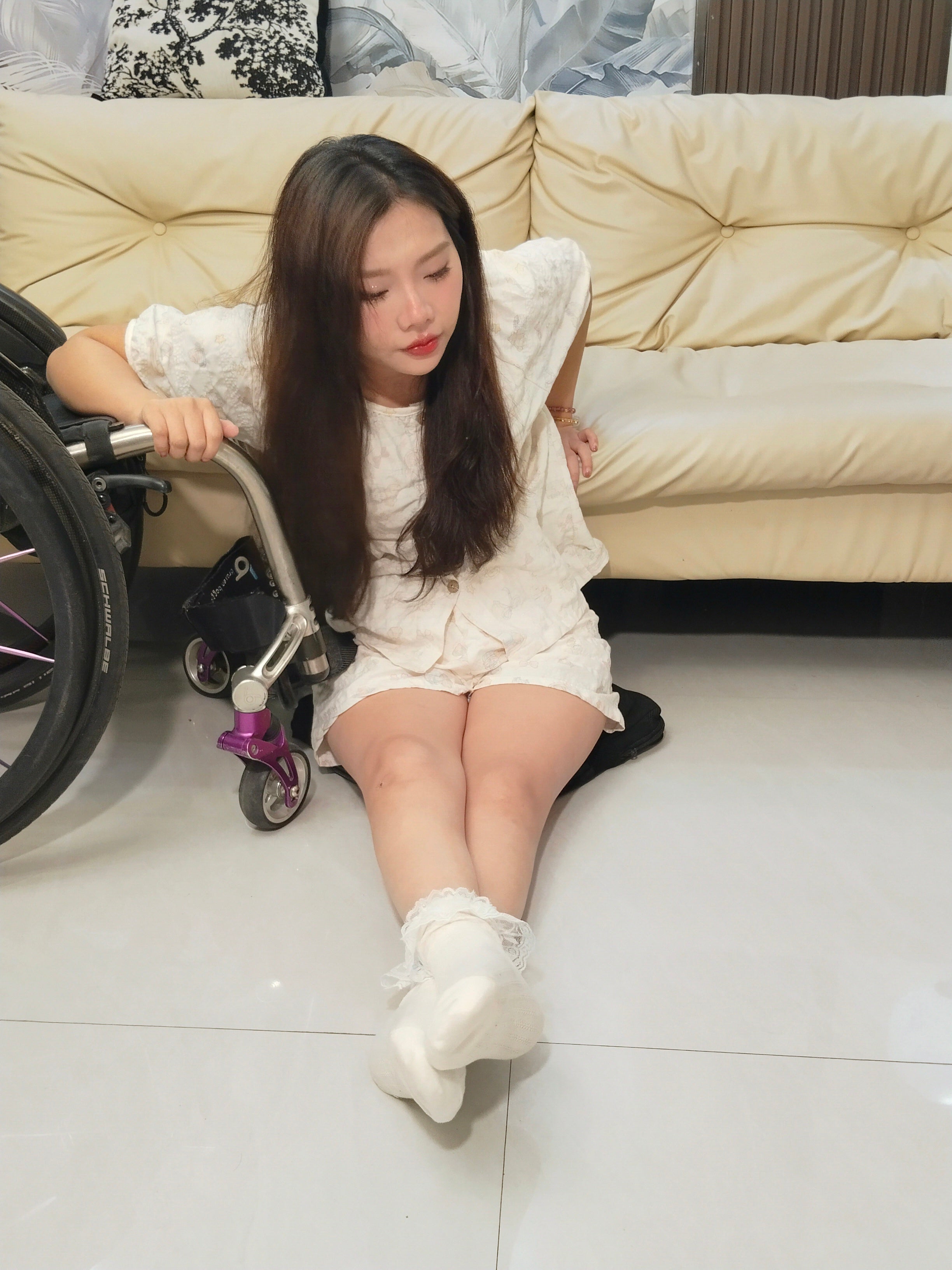 New Model, New Videos - Kitty Para, Girl in Wheelchair Falls Down