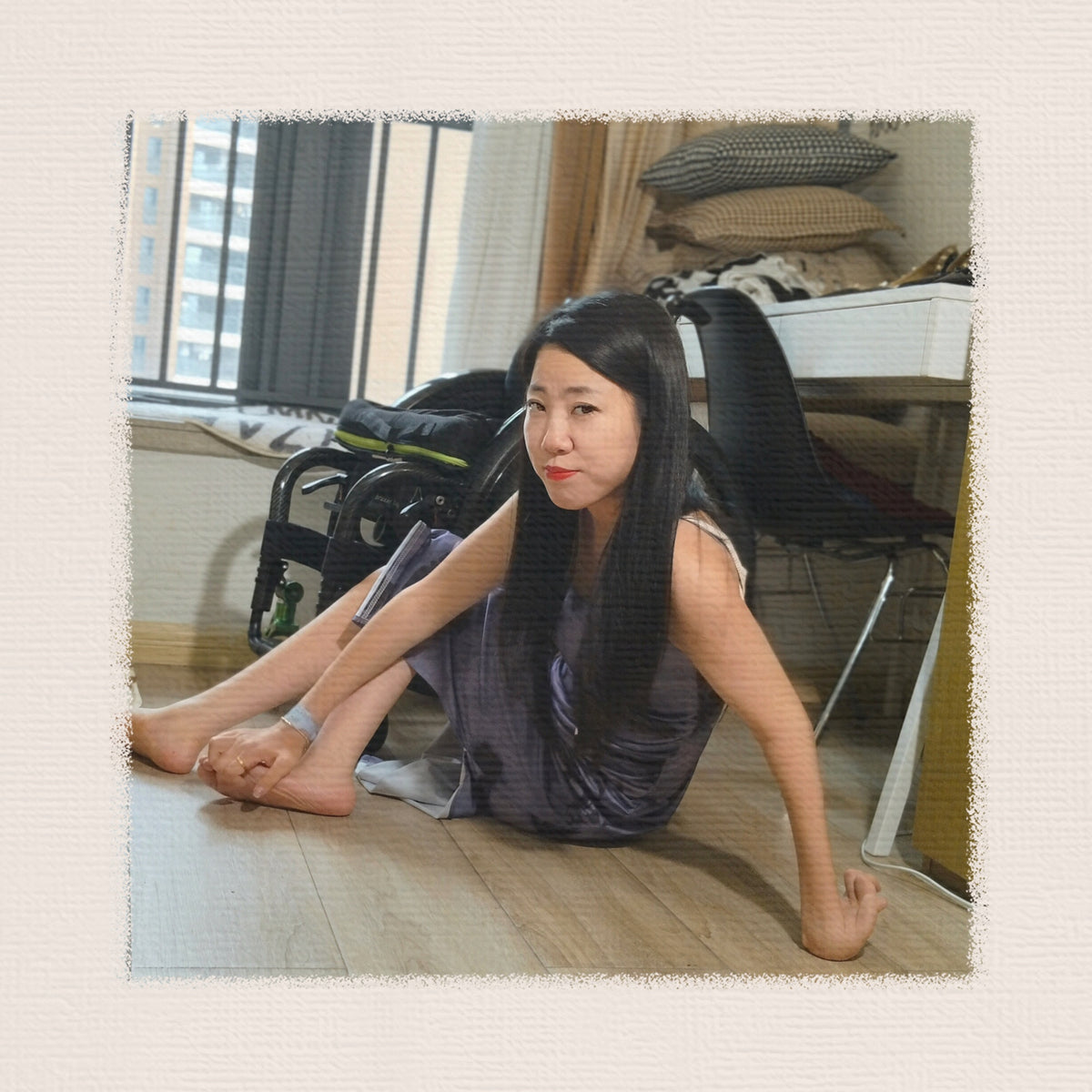 The Para Girl Sylvia – The arduous move from the floor to the bed