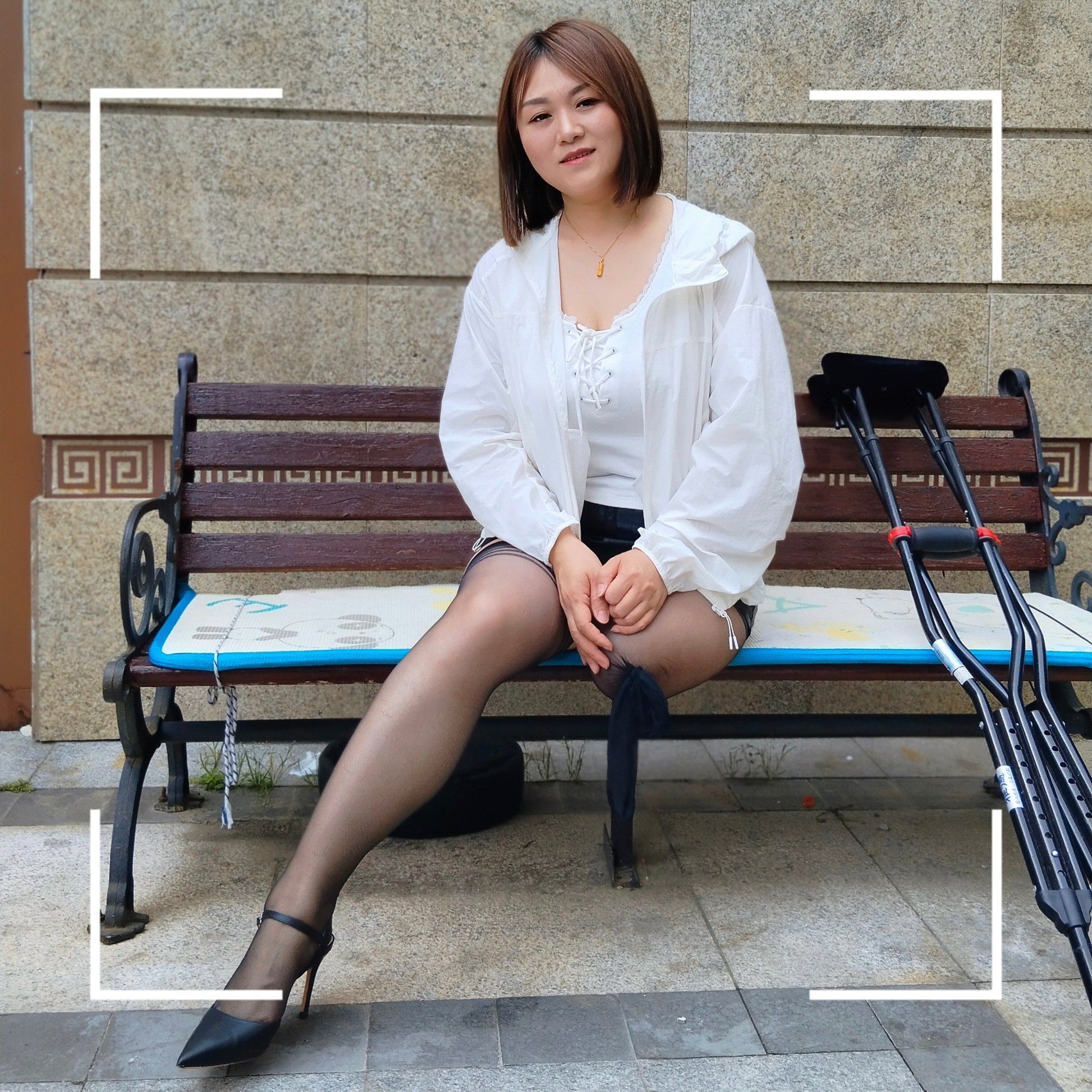 Grace, A Sak Girl - Traveling in High Heels and on a Single Cripple