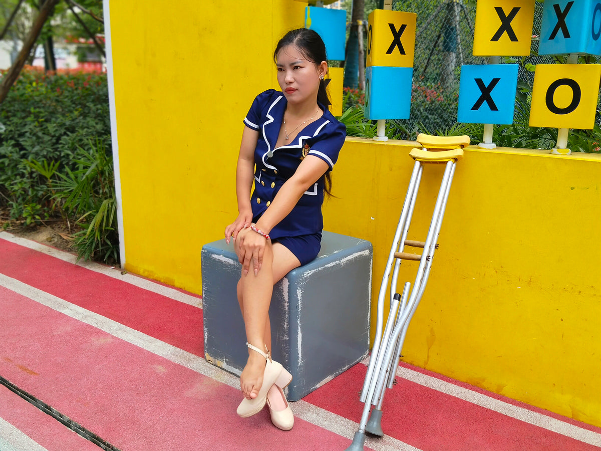 Maria: Polio Girl – Experiencing Playground Equipment on Crutches