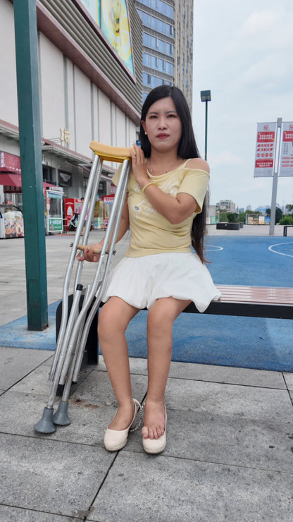 Maria: Polio Girl - The painful struggle of walking on deformed feet