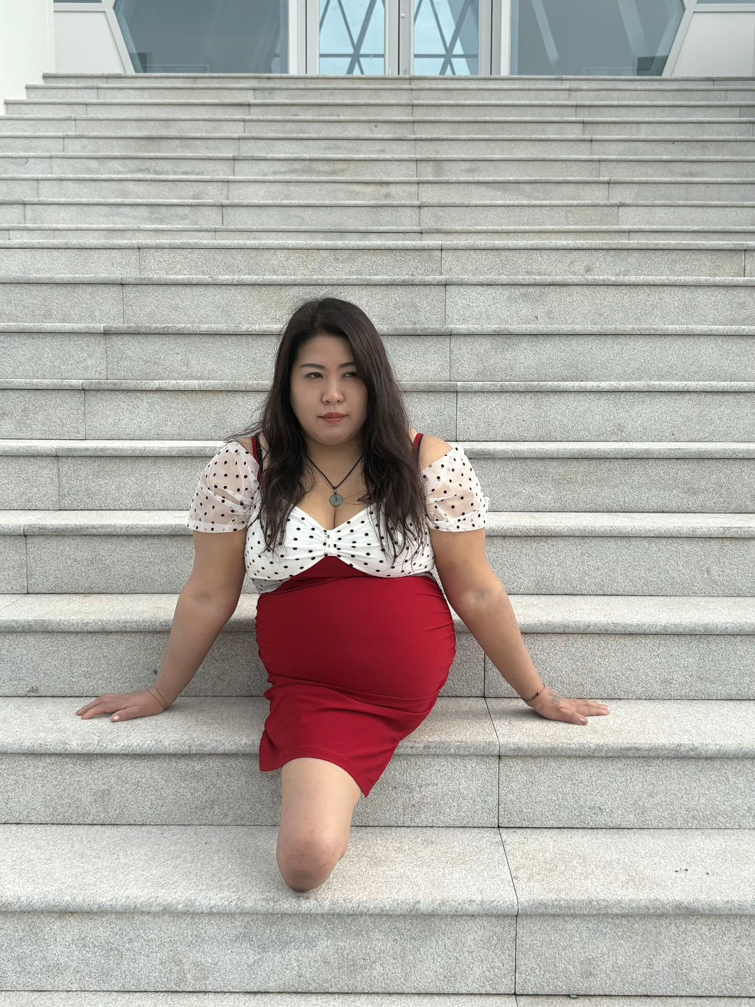 Barbie: RbkLhp Amputee Girl - Climbing Stairs with Limbs