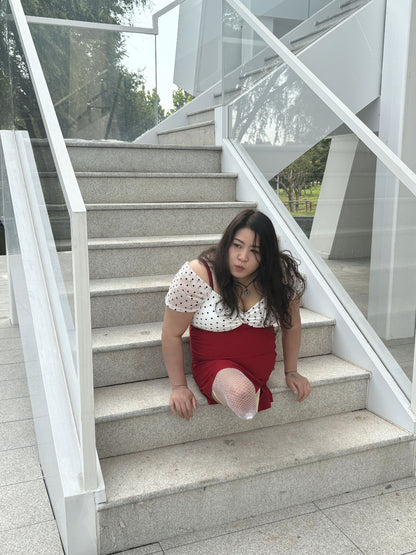 Barbie: RbkLhp Amputee Girl - Climbing Stairs with Limbs