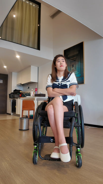 The Para Girl Cherry – A handwritten letter to a friend, written with a twist.