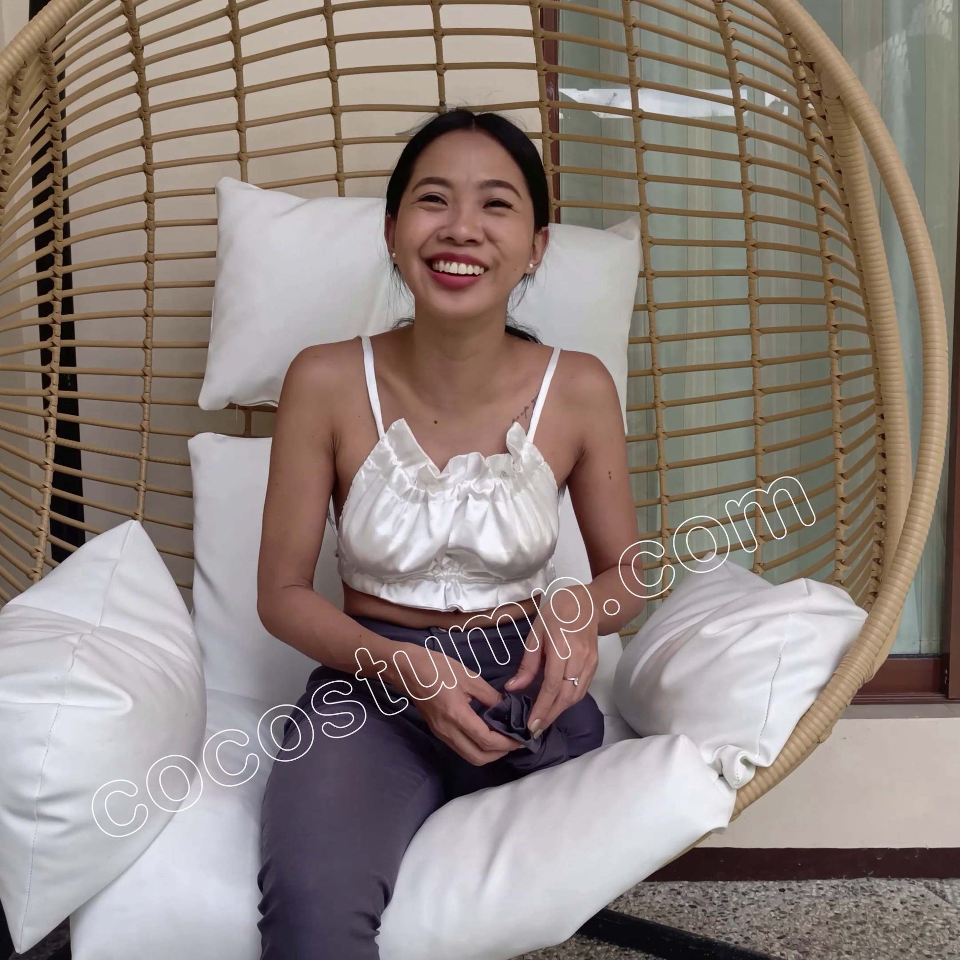 CoCoStump - Janin empty pantleg white top 4k