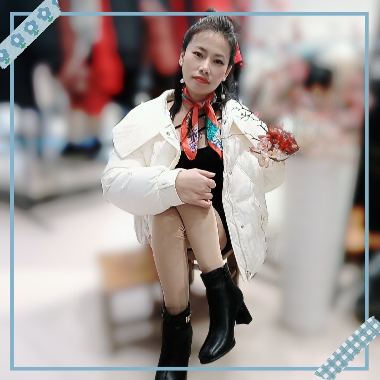 Susie: Polio lady browsing the shopping mall