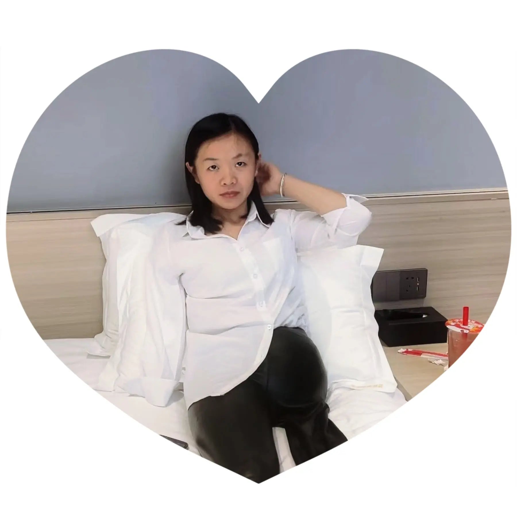 Meimei: Ooe lady is in the hotel room