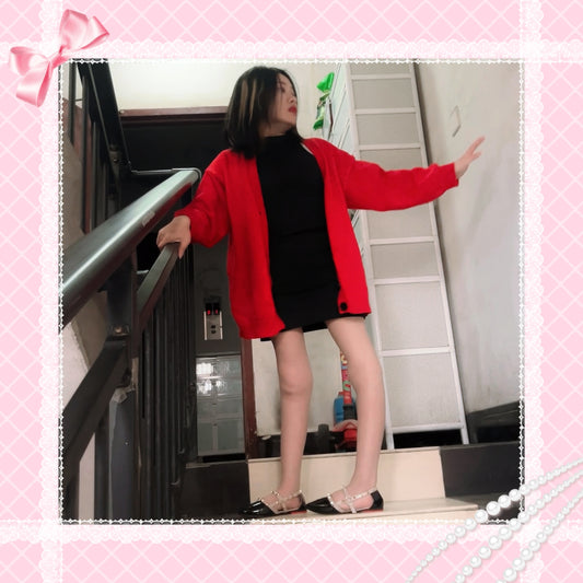 Miki: Polio girl go up and down stairs