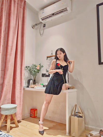 Alisa: Sak girl in pajamas
