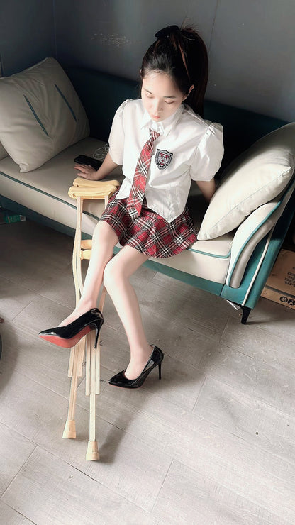 Lolicc: Polio Girl is currently residing in Guangzhou
