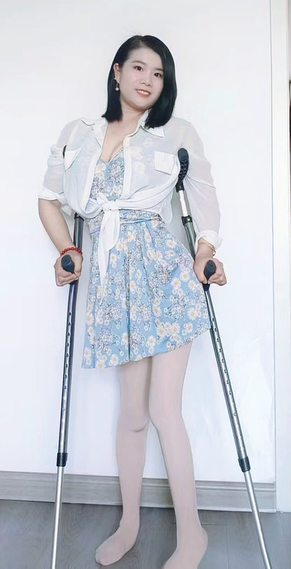 Carrie: Polio lady pretends to be blind