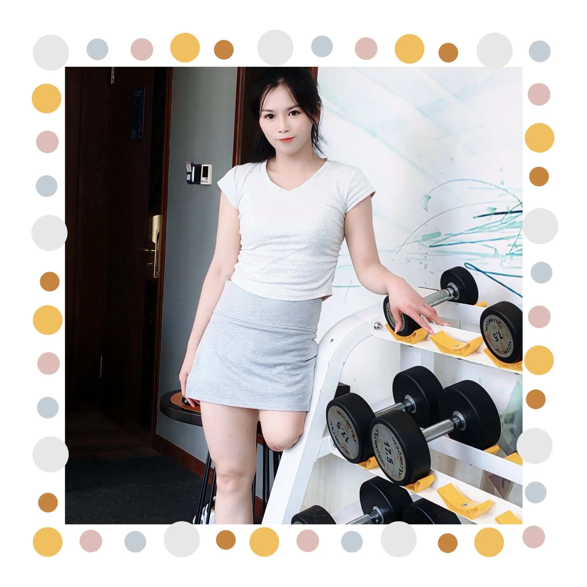 Alisa: Sak Amputee Girl at the gym AmputeeClub