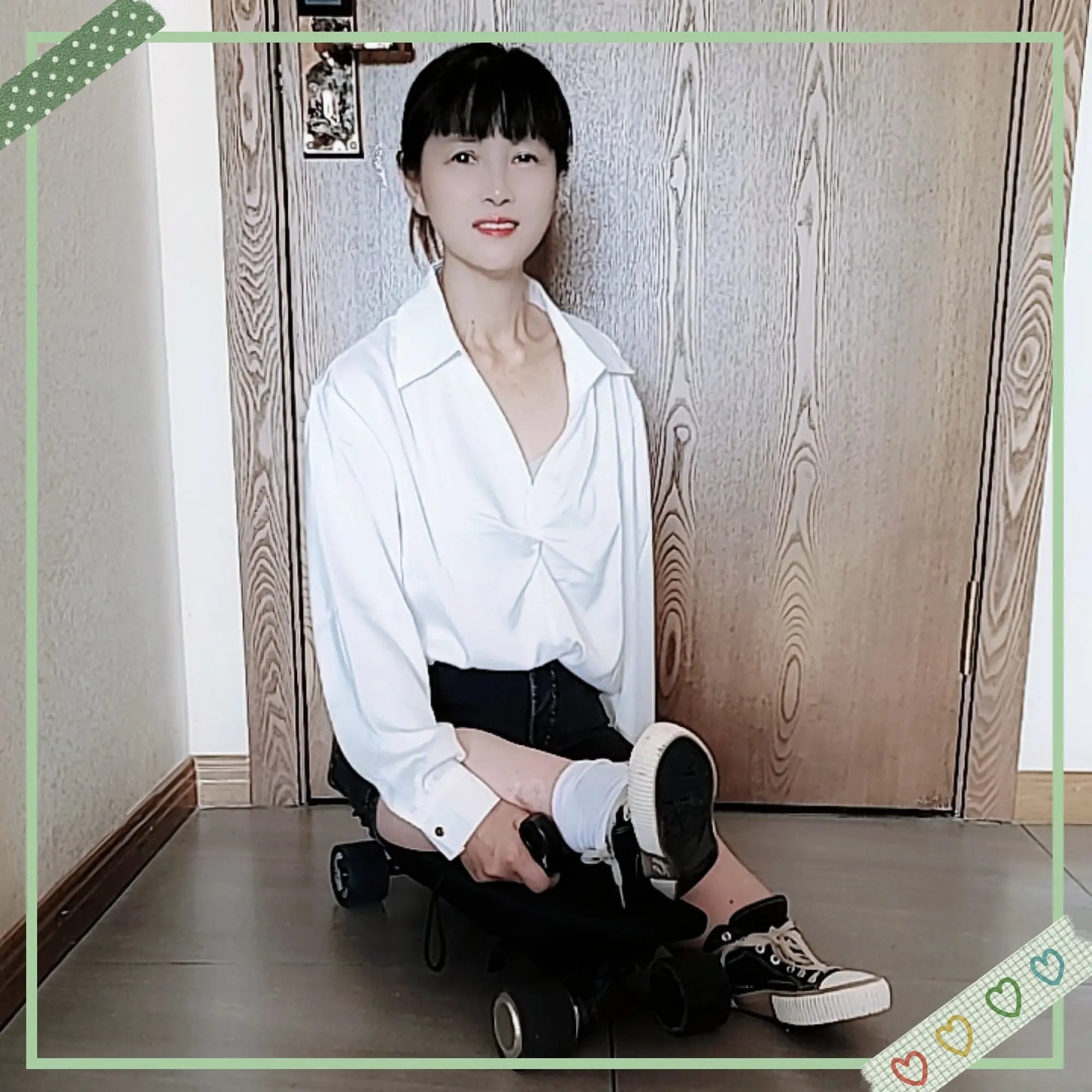 Juli: Triple Amputee Lady Skateboarding Walk AmputeeClub