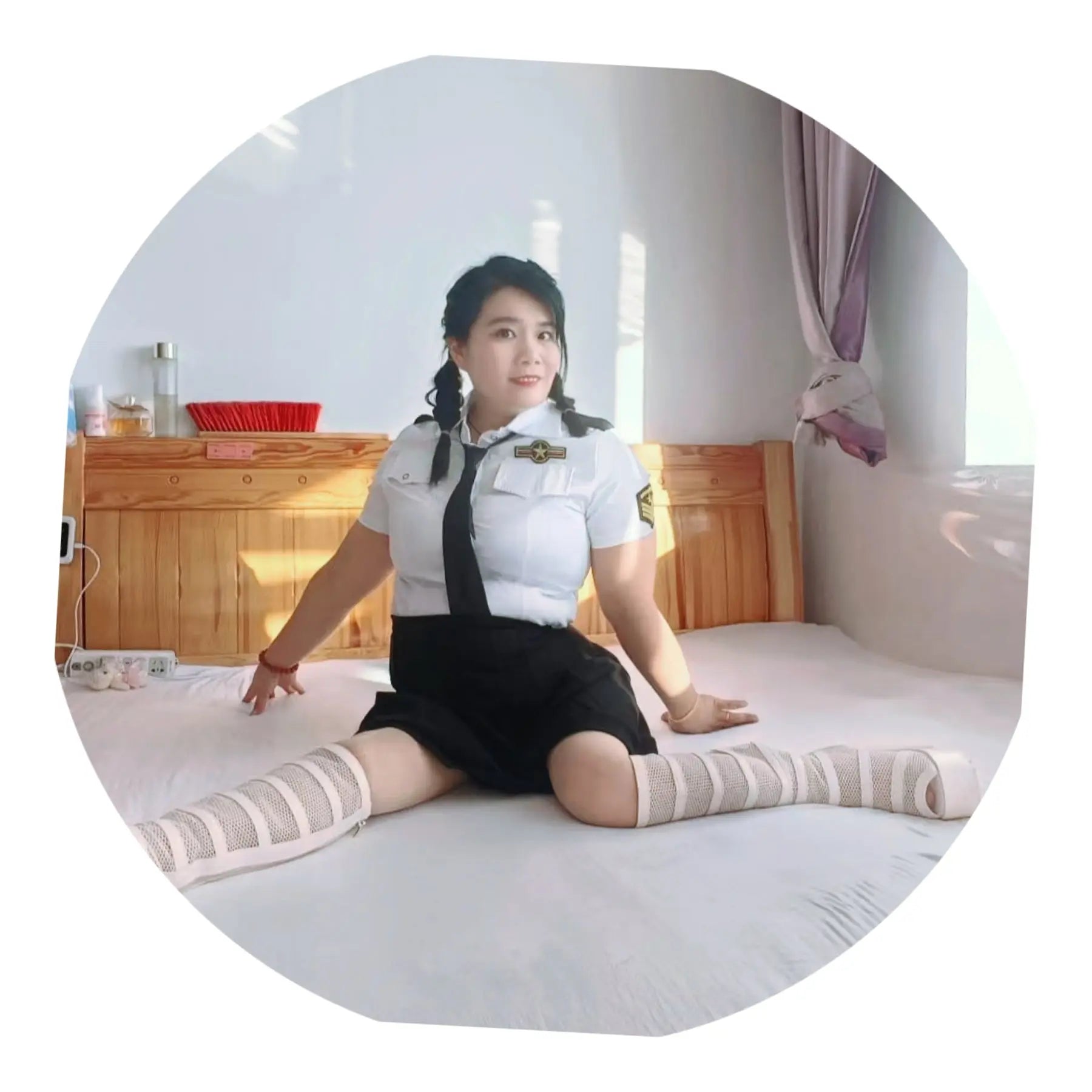 Carrie: Polio Lady-White long boots AmputeeClub