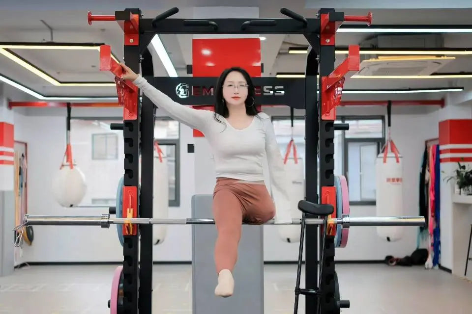 Lanzi:Ooe Amputee Lady-Brave Boxer AmputeeClub