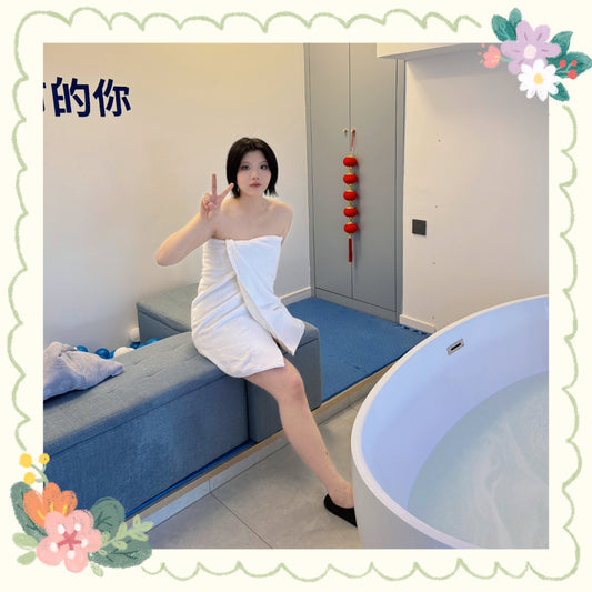 Lingo: Sak Amputee Girl - Bubble Bath