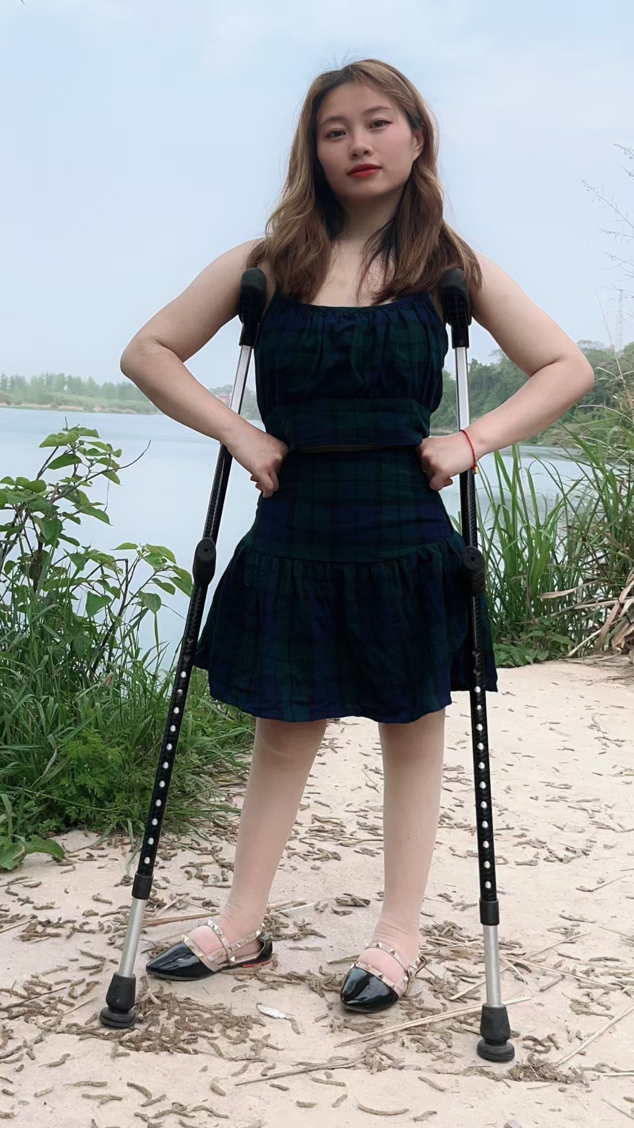 Miki: Polio Girl - Wilderness by the River in the Countryside