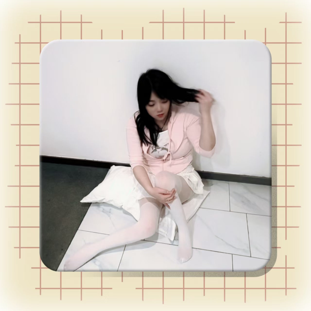 Ava: Paraplegic Girl - Floor Crawling