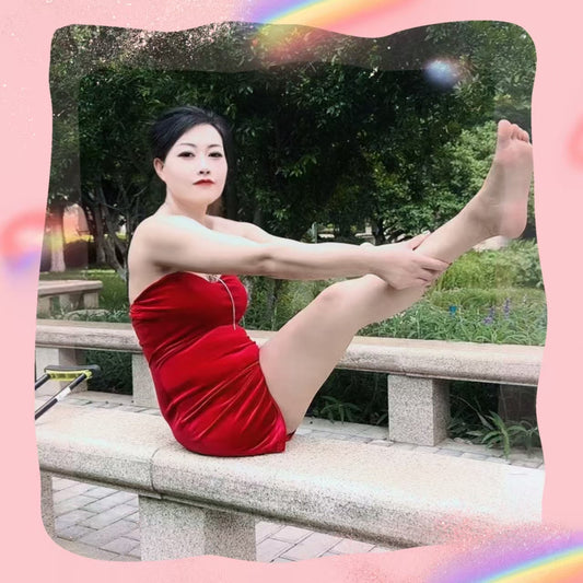 Emma: RHD Amputee Girl - Red strapless dress AmputeeClub