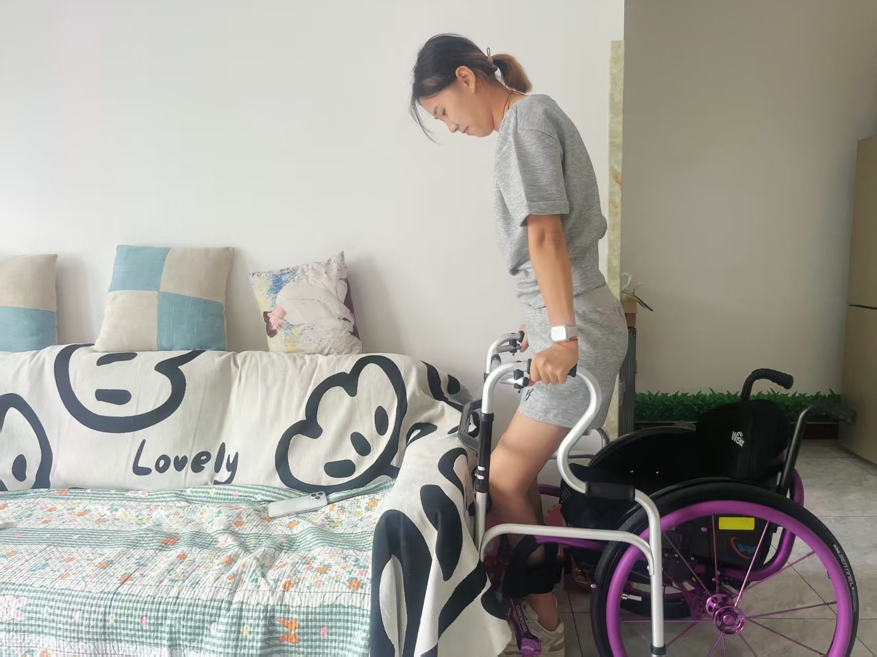 Zoe: Paraplegic Girl - rhinestone sandals and black stockings - AmputeeClub