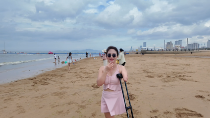 Lanzi: Ooe Amputee Lady - Seaside Trip - AmputeeClub